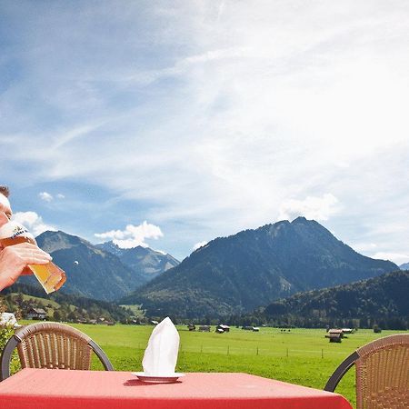 Hotel Cafe Fuggerhof Oberstdorf Exterior photo