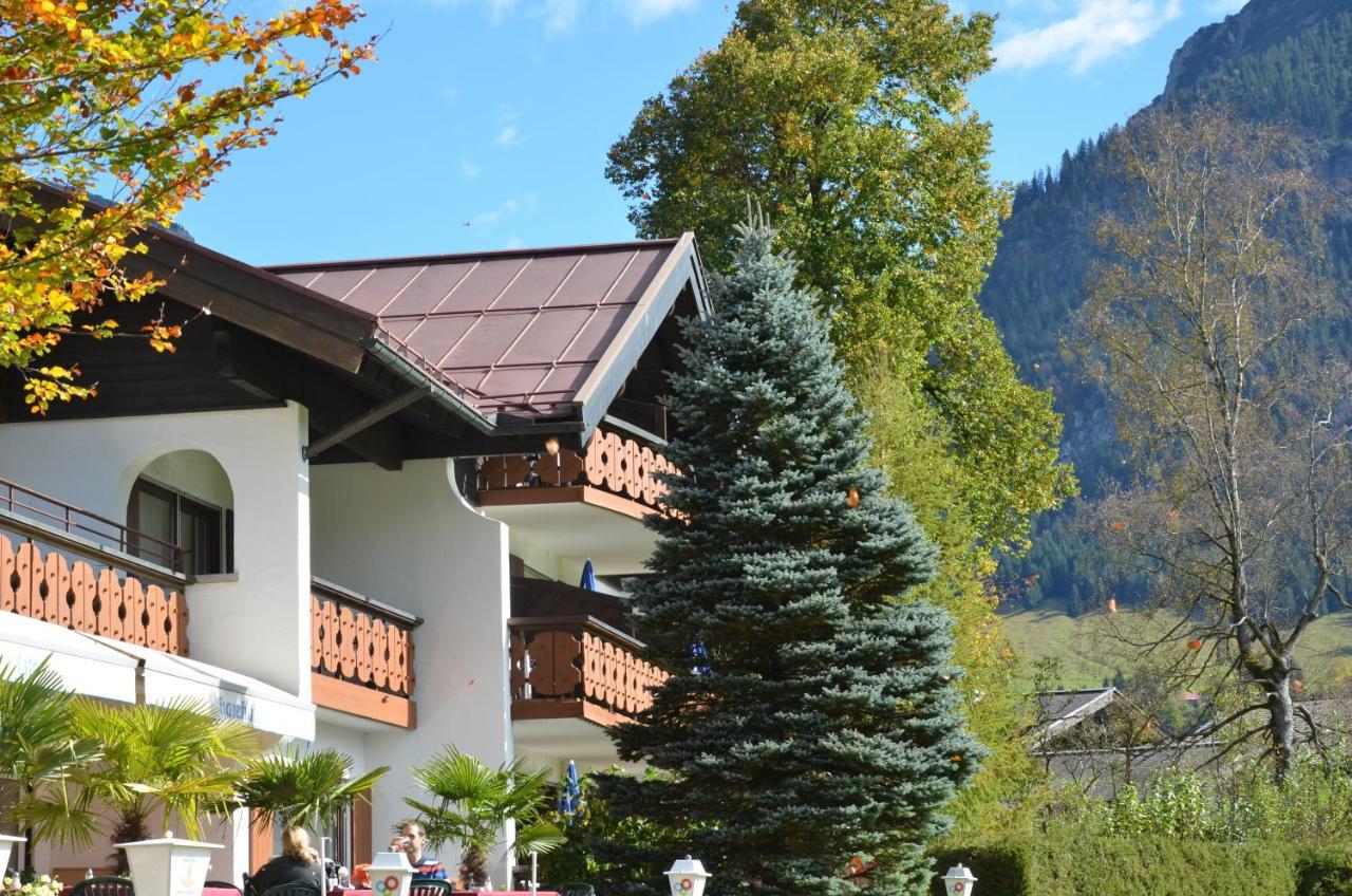 Hotel Cafe Fuggerhof Oberstdorf Exterior photo