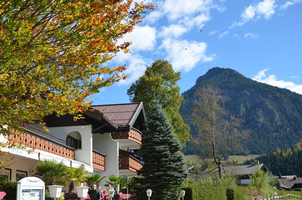 Hotel Cafe Fuggerhof Oberstdorf Exterior photo